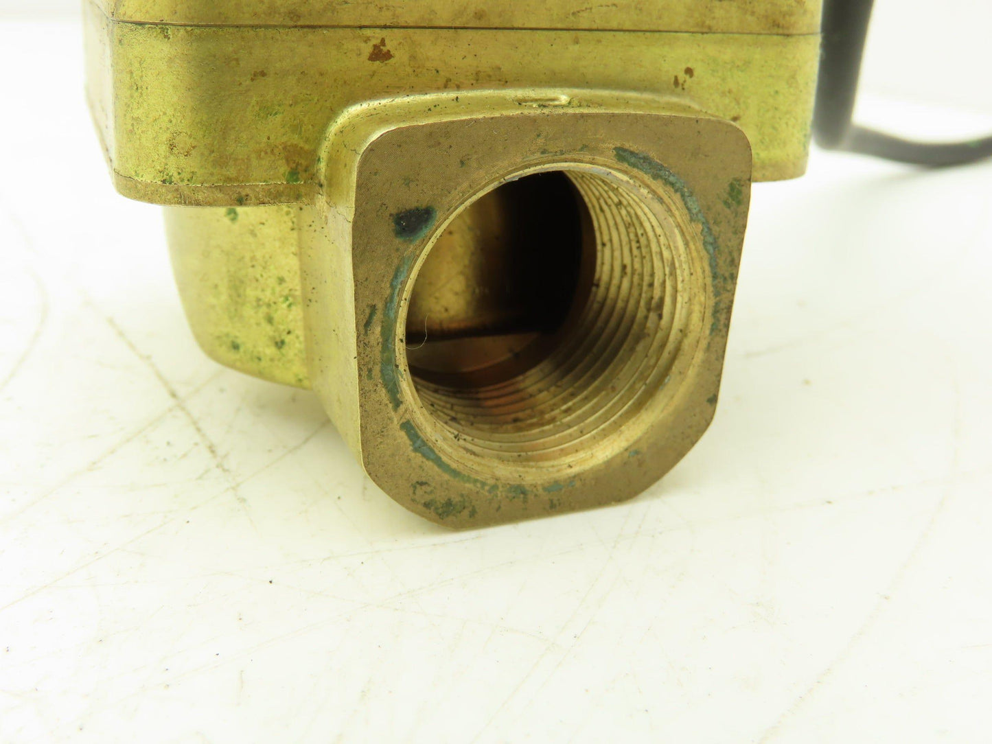 SMC VXZ250HZ2B Pneumatic Air Solenoid Valve 1/2" NPT 147 psi