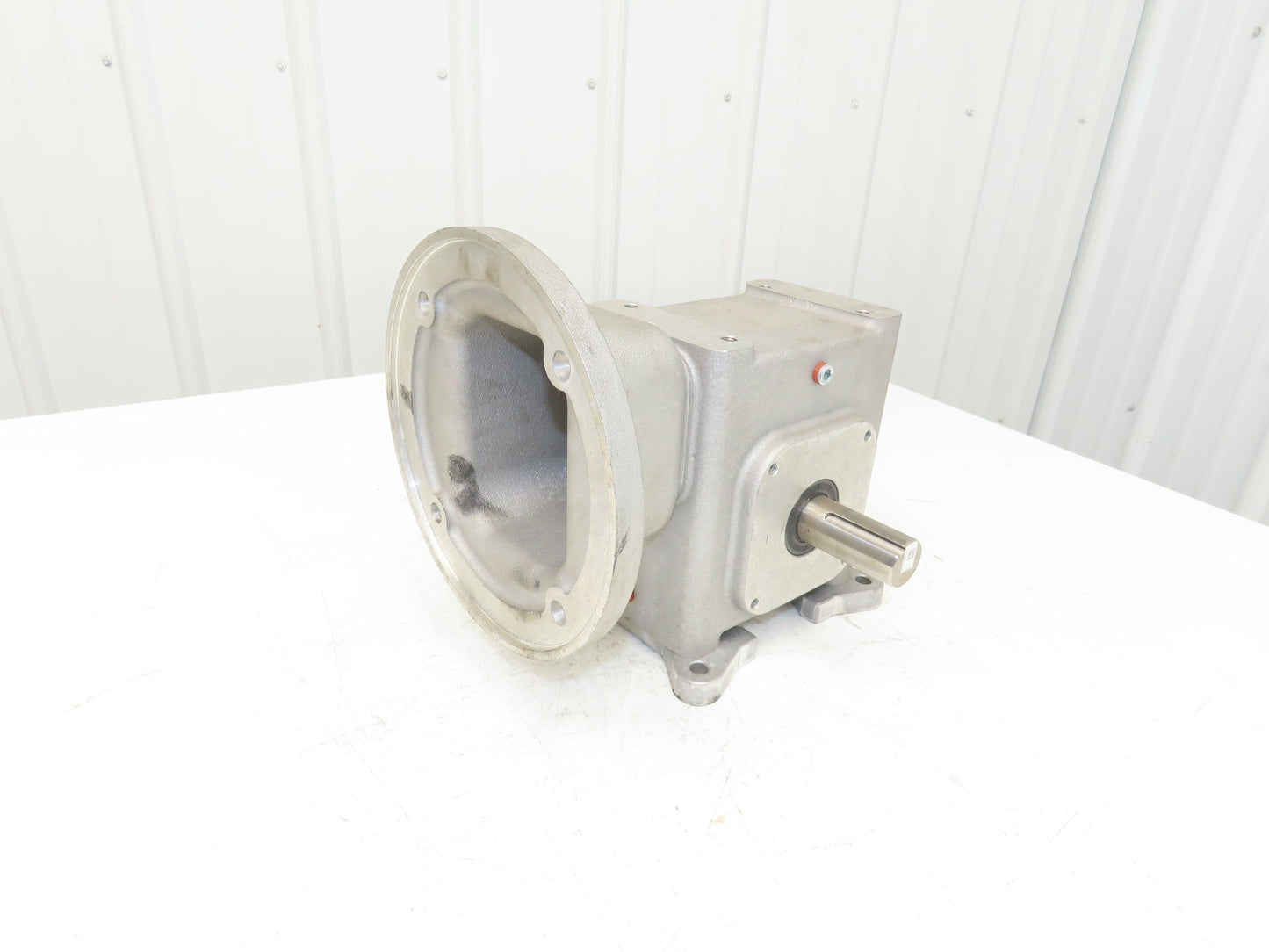 Electra Grove Gear EL-TM-826-10-R-180 Gearbox 10:1 Reducer 4.5Hp 175rpm 180TC RH