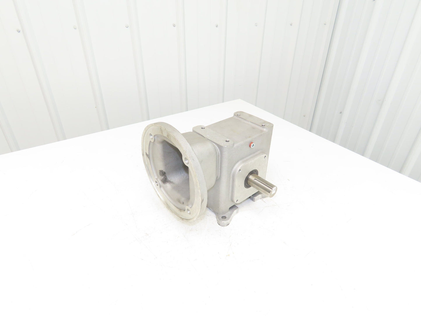 Electra Grove Gear EL-TM-826-10-R-180 Gearbox 10:1 Reducer 4.5Hp 175rpm 180TC RH