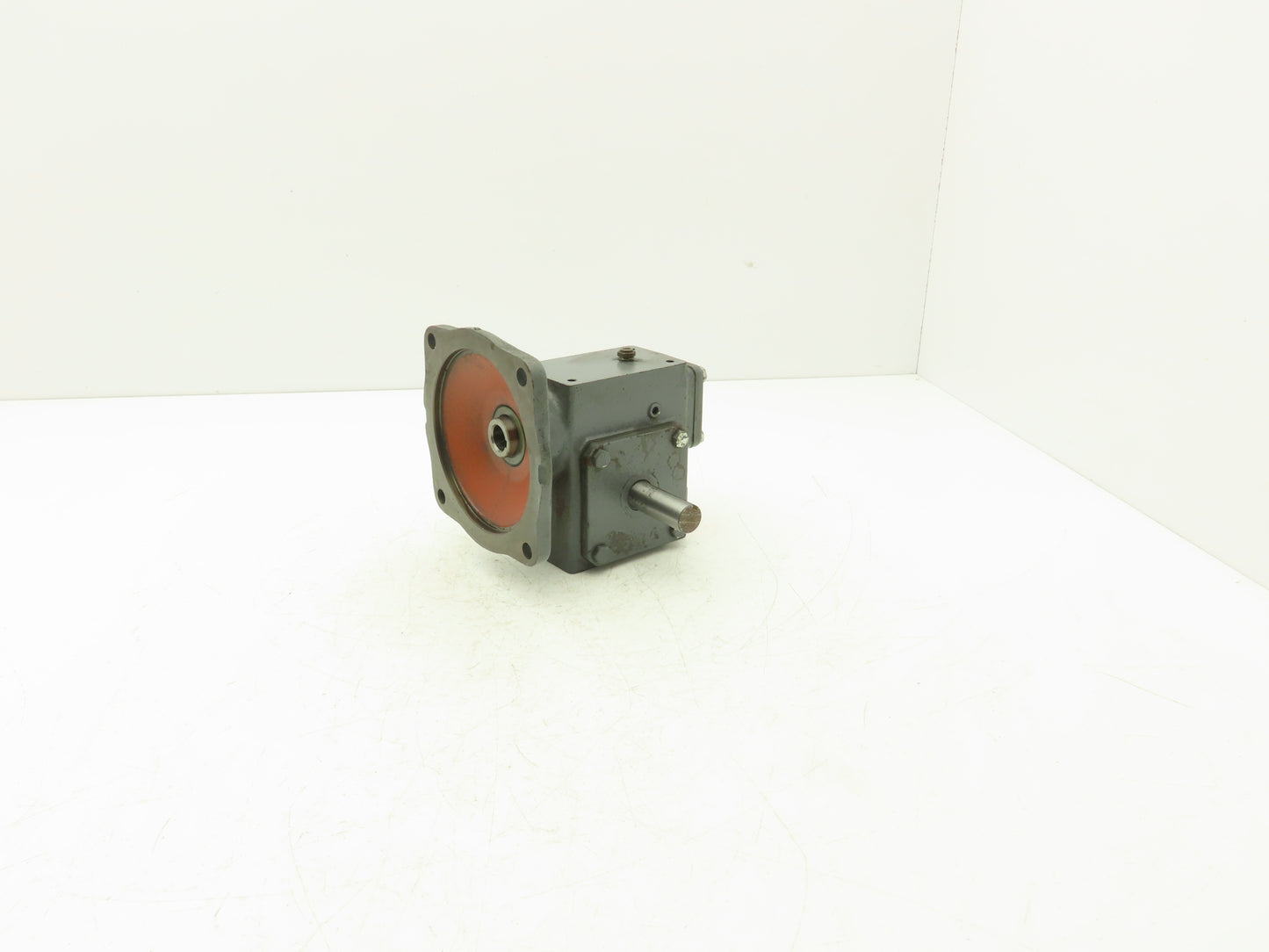 Hub City 184 Gearbox 5:1 Reducer 350rpm RH Output 56C Style C 0220-60351