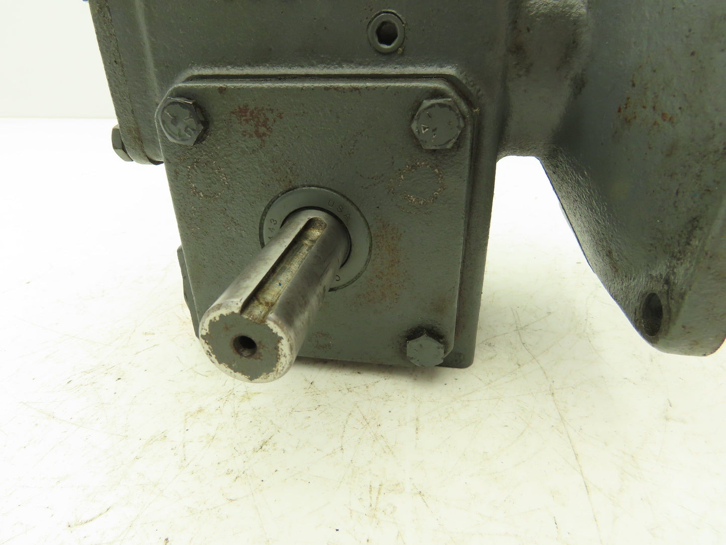 Hub City 184 Gearbox 5:1 Reducer 350rpm LH Output 56C Style C 0220-60351