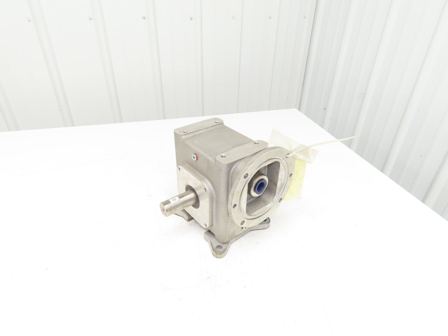 Electra Grove Gear EL-TMQ-826-25-L-140 Gearbox 25:1 Reducer 2.5Hp 70rpm 140TC LH