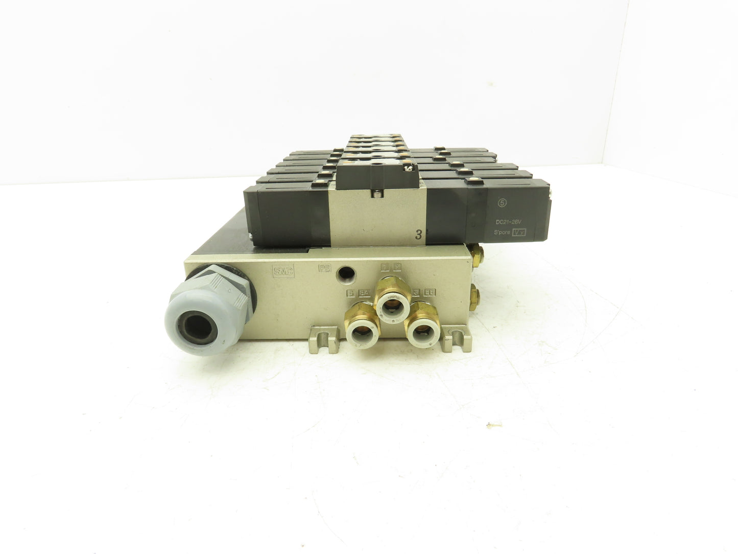 SMC VFS2300-5FZ Pneumatic 8-Station Solenoid Manifold w/6 Valves 24VDC VFS2000