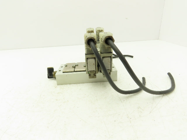 SMC VF3330-1DZ1-02 Pneumatic 4-Station Solenoid Valve Manifold 110VAC 4/5-way