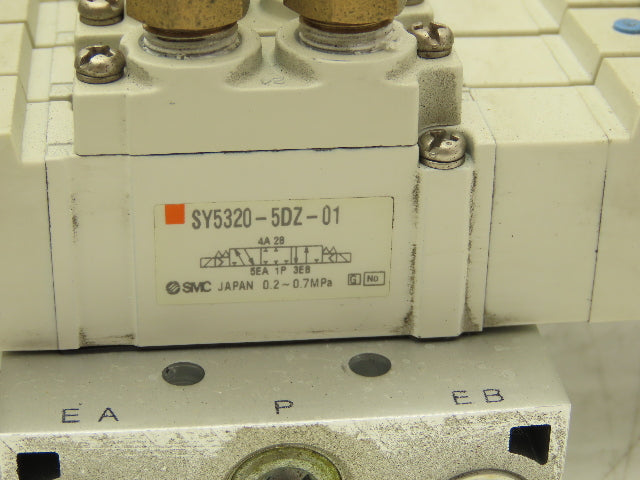 SMC SY5320-5DZ-01 Pneumatic 8-Station Manifold Assembly with 6 Valves 100psi 24V