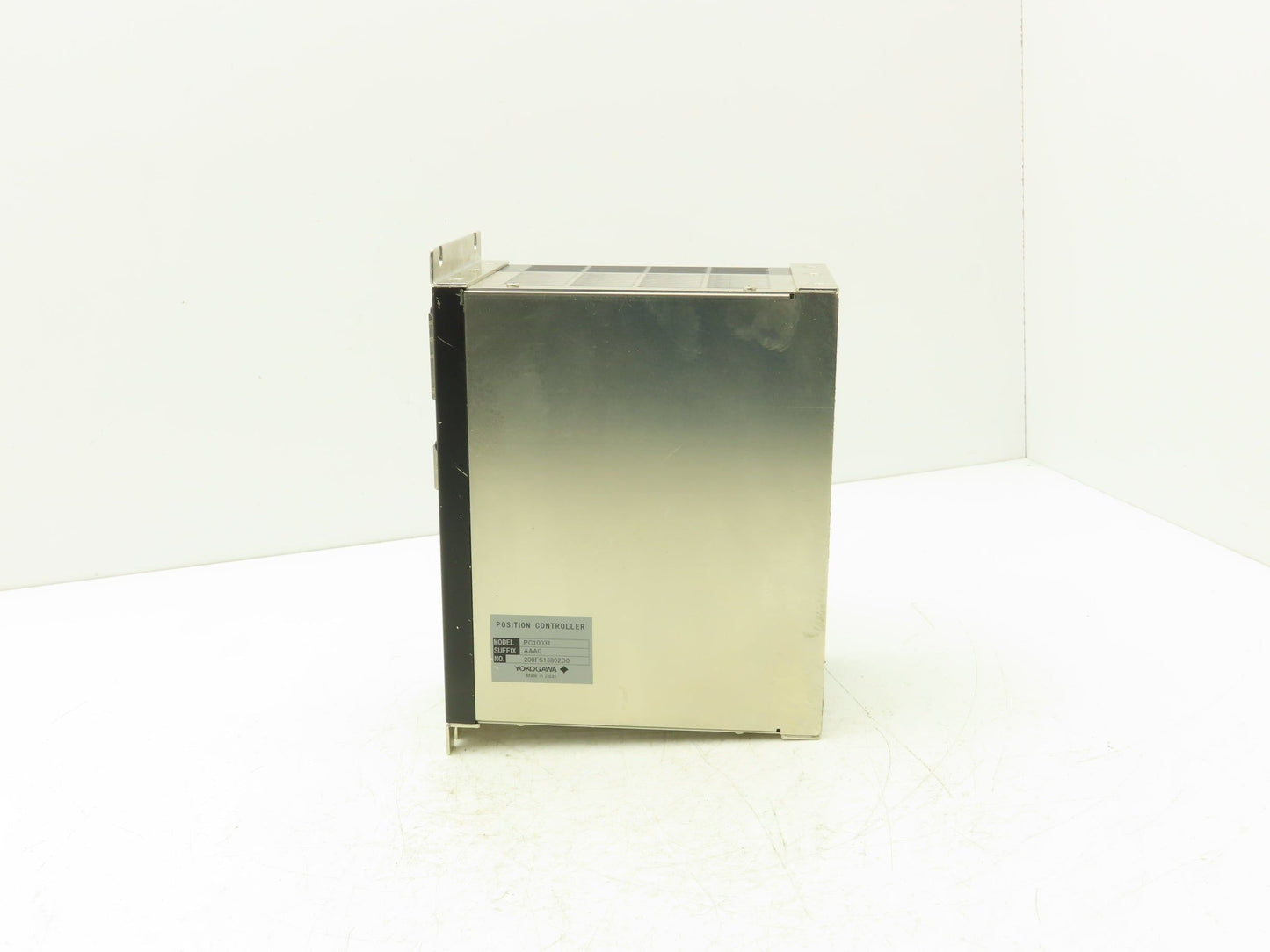 Yokogawa PC10031-AAA0 FineServ MkII Servo Drive 1Ph 120/240V In 3-4 Axis