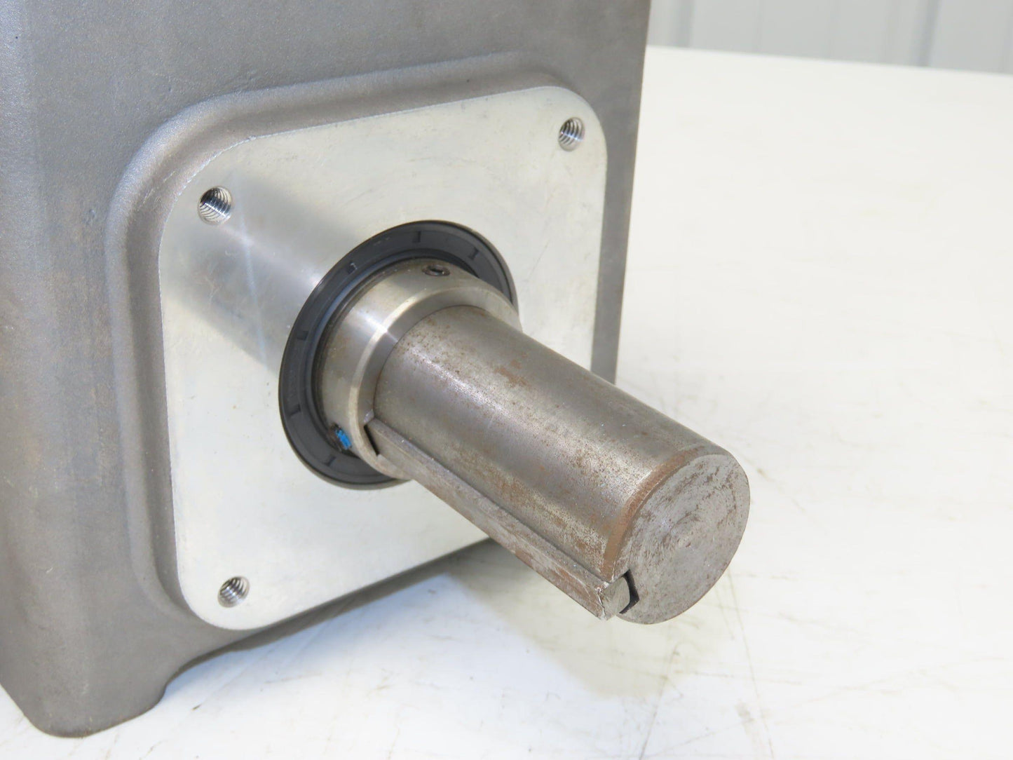 Electra Grove Gear EL-HM826-30 Gearbox 30:1 Reducer 2Hp 58rpm 140TC Hollow Shaft