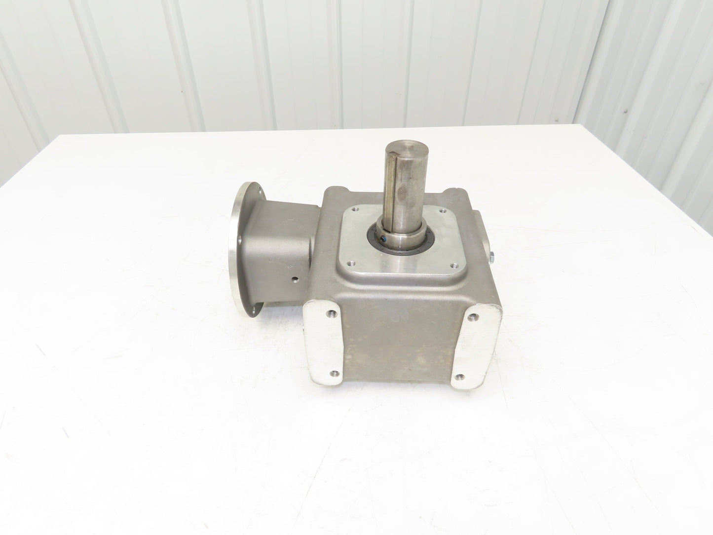 Electra Grove Gear EL-HM-826-10-R Gearbox 10:1 Reducer 175rpm 140TC Hollow Shaft