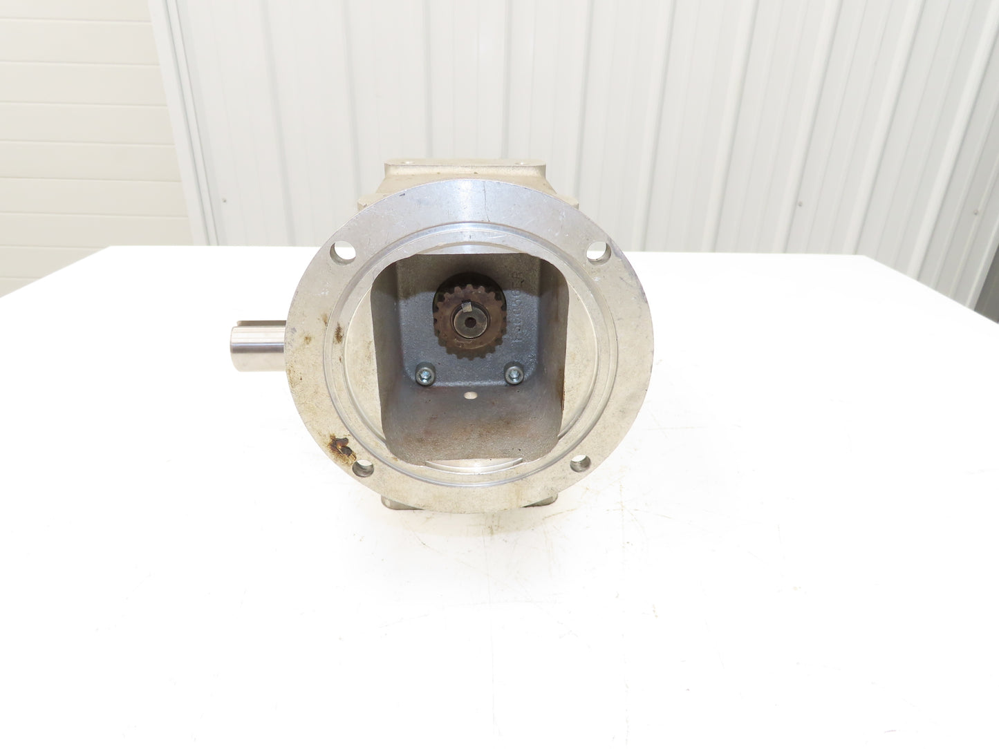 Electra Grove Gear EL-BM-826-25-L-140 Gearbox 25:1 Reducer 2Hp 70rpm 140TC LH