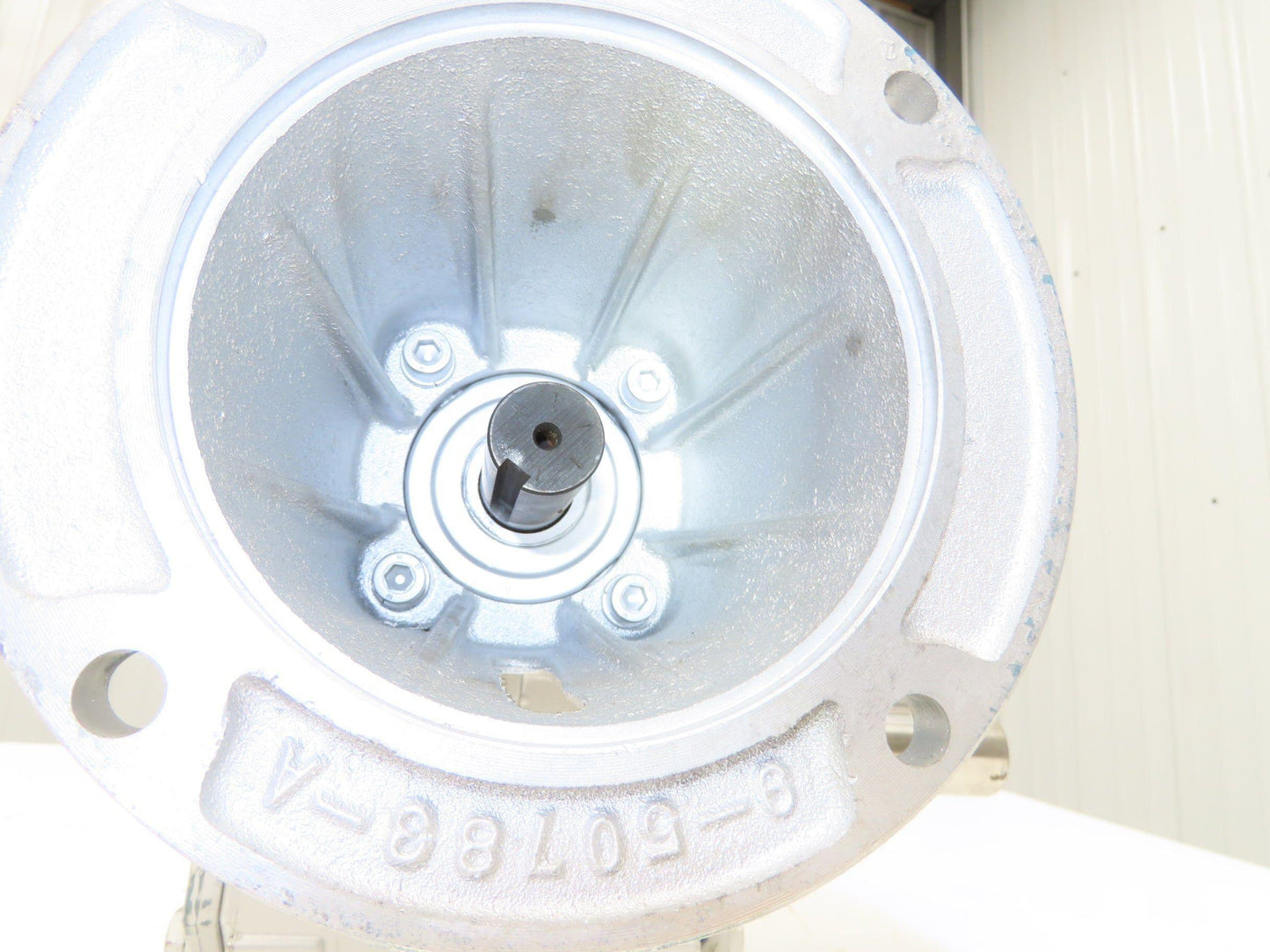 Electra Grove Gear EL-830 Gearbox 30:1 Reducer 58rpm 140TC RH 1.5"x 5" Output