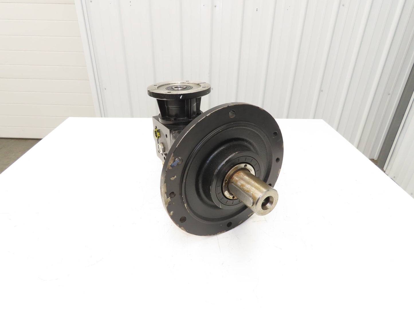 Vogel MLPF 25 Right Angle Gear Reducer 126:1 Gearbox 55mm Output IEC 90