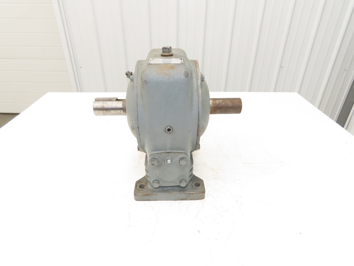 Perfection SB 3810 B Gearbox Reducer 10:1 Ratio 5Hp Dual Shaft