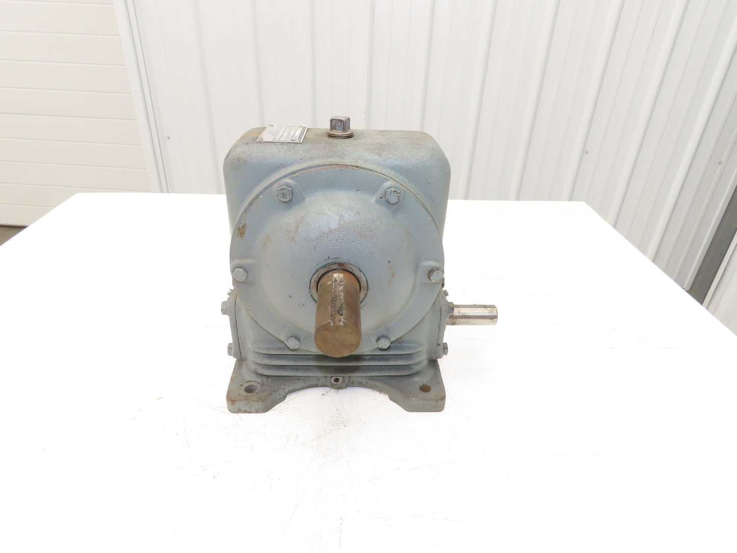 Perfection SB 3810 B Gearbox Reducer 10:1 Ratio 5Hp Dual Shaft