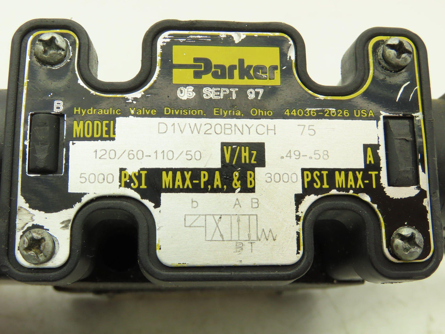 Parker D1VW20BNYCH-75 Hydraulic Solenoid Valve 2-Position 120VAC .5A 5000 psi