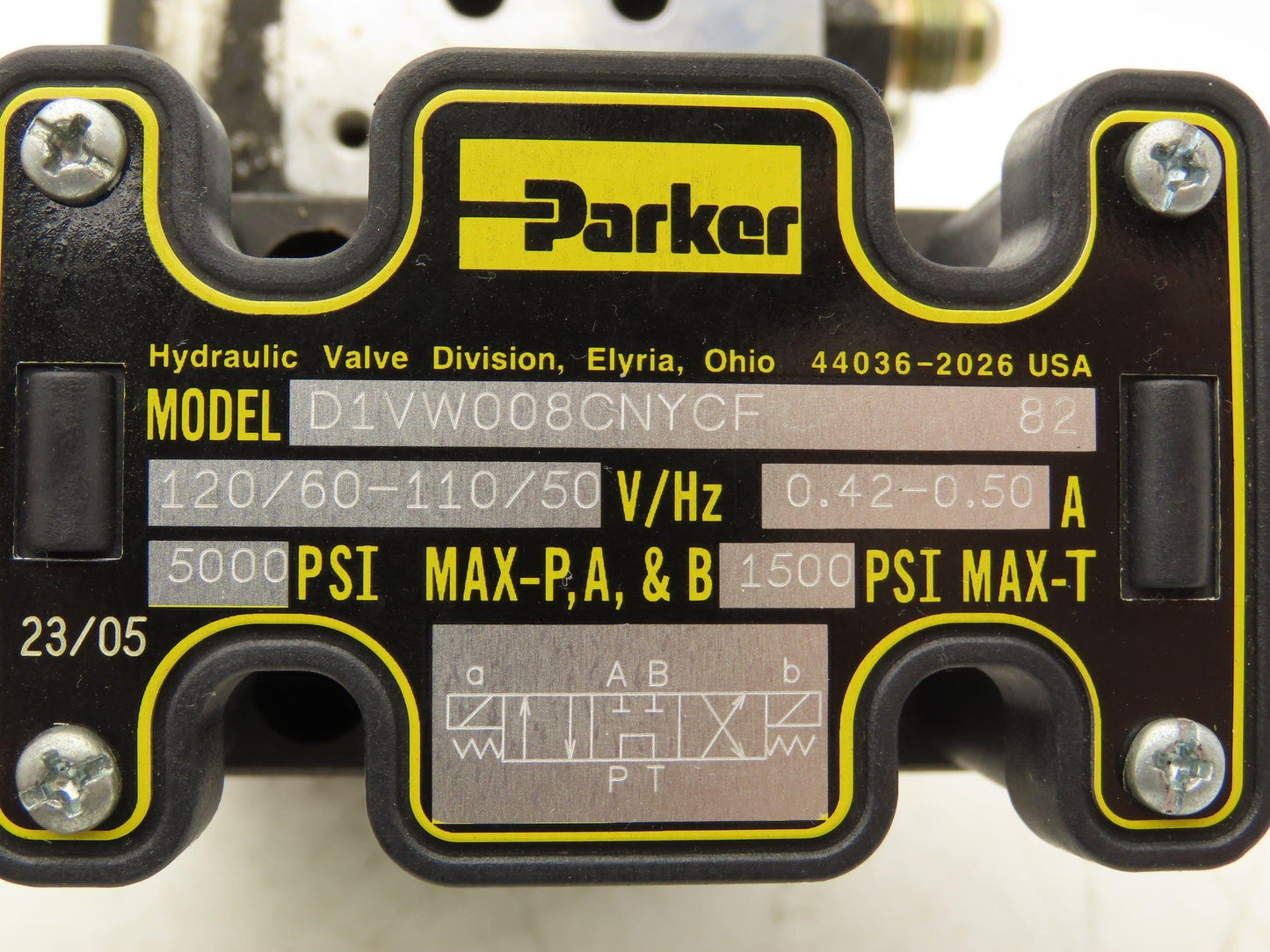 Parker D1VW008CNYCF Hydraulic Double Solenoid Control Valve 5000 psi 120V
