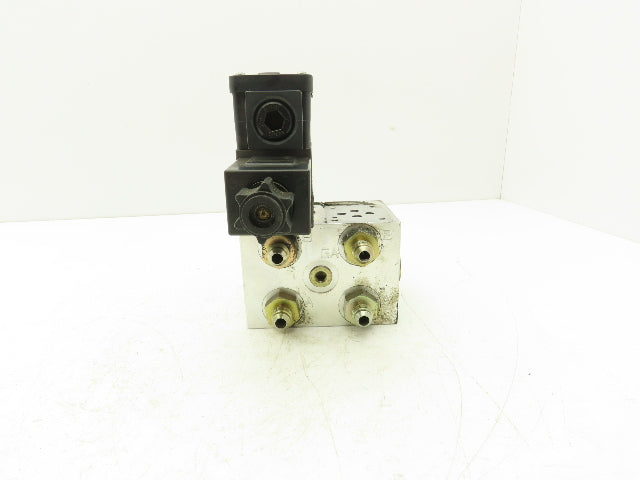 Parker D1VW008CNYCF Hydraulic Double Solenoid Control Valve 5000 psi 120V