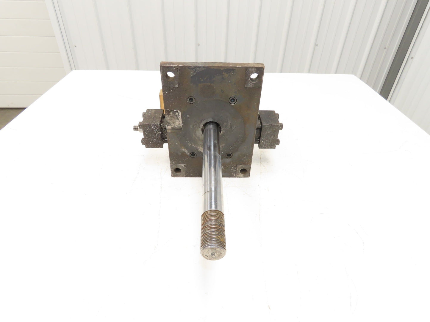 Parker HTR5-1002D-AA13-C Hydraulic Ram Rotary Actuator 100°Turn 3000psi 1"stroke
