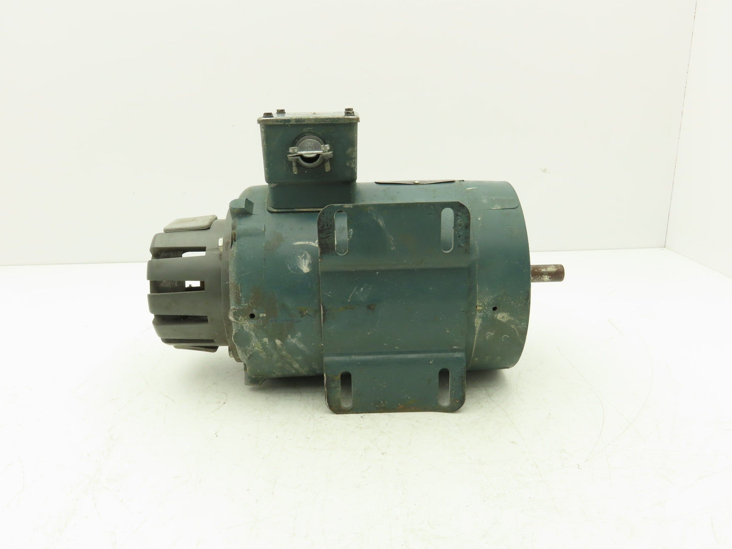 Baldor IDVSNM3534 Inverter Drive AC Motor .33Hp 1750rpm 230/460V 3PH 56C