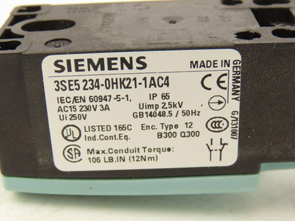 Siemens 3SE5 234-0HK21-1AC4 Limit Switch Roller Arm NO/NC Contacts IP66