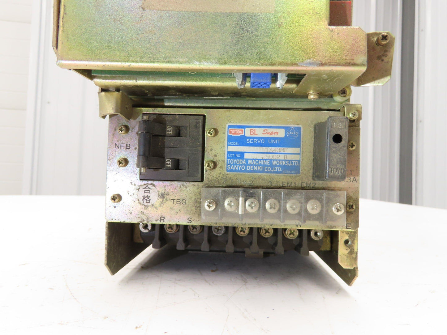 Toyoda RA15A18004 Servo Amplifier AEUnit II BL Super Sanyo Denki