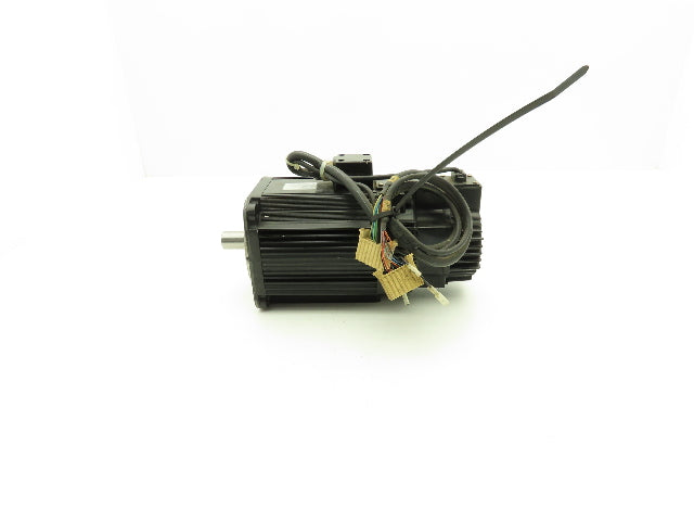 Yaskawa SGMGH-13A2A-YR23 AC Servo Motor 1300W 8.34Nm 1500 RPM Encoder