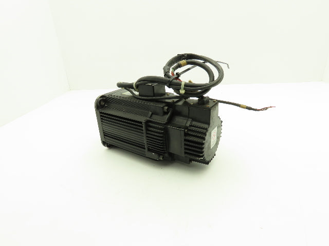 Yaskawa SGMGH-13A2A-YR23 AC Servo Motor 1300W 8.34Nm 1500 RPM Encoder