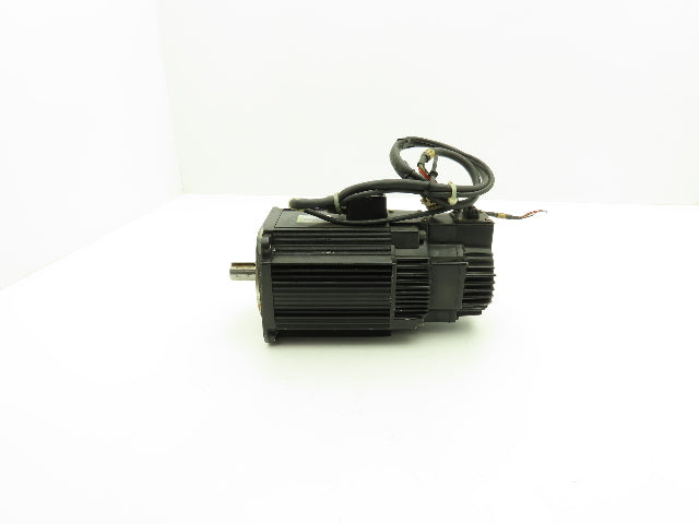 Yaskawa SGMGH-13A2A-YR23 AC Servo Motor 1300W 8.34Nm 1500 RPM Encoder