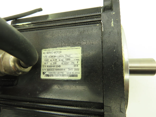 Yaskawa SGMGH-13A2A-YR23 AC Servo Motor 1300W 8.34Nm 1500 RPM Encoder