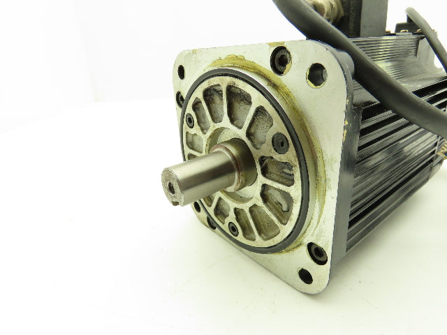 Yaskawa SGMGH-13A2A-YR23 AC Servo Motor 1300W 8.34Nm 1500 RPM Encoder