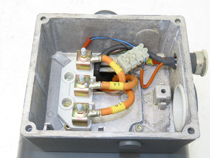 Siemens 1FT5102-0AF01-2 Servo Motor 150V 3000rpm 3PH IEC 100 IM B5 1FU1050-6MF