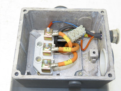 Siemens 1FT5102-0AF01-2 Servo Motor 150V 3000rpm 3PH IEC 100 IM B5 1FU1050-6MF