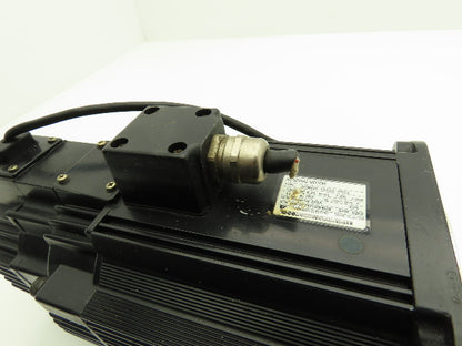 Yaskawa SGMGH-13A2A-YR23 AC Servo Motor 1300W 8.34Nm 1500 RPM Encoder