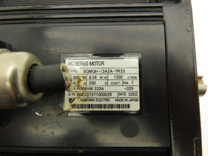Yaskawa SGMGH-13A2A-YR23 AC Servo Motor 1300W 8.34Nm 1500 RPM Encoder