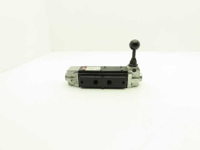 ARO Direction Control Valve Manual Pneumatic  5/3 Pos 3/8" NPT Maintained