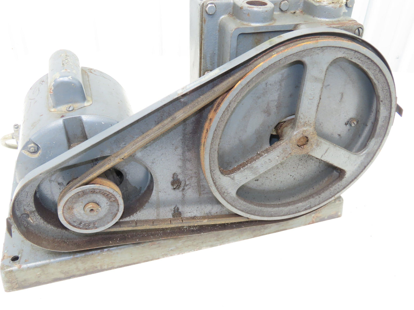 Welch Scientific Duo-Seal Belt Drive Rotary Vacuum Pump 115/230V 1PH