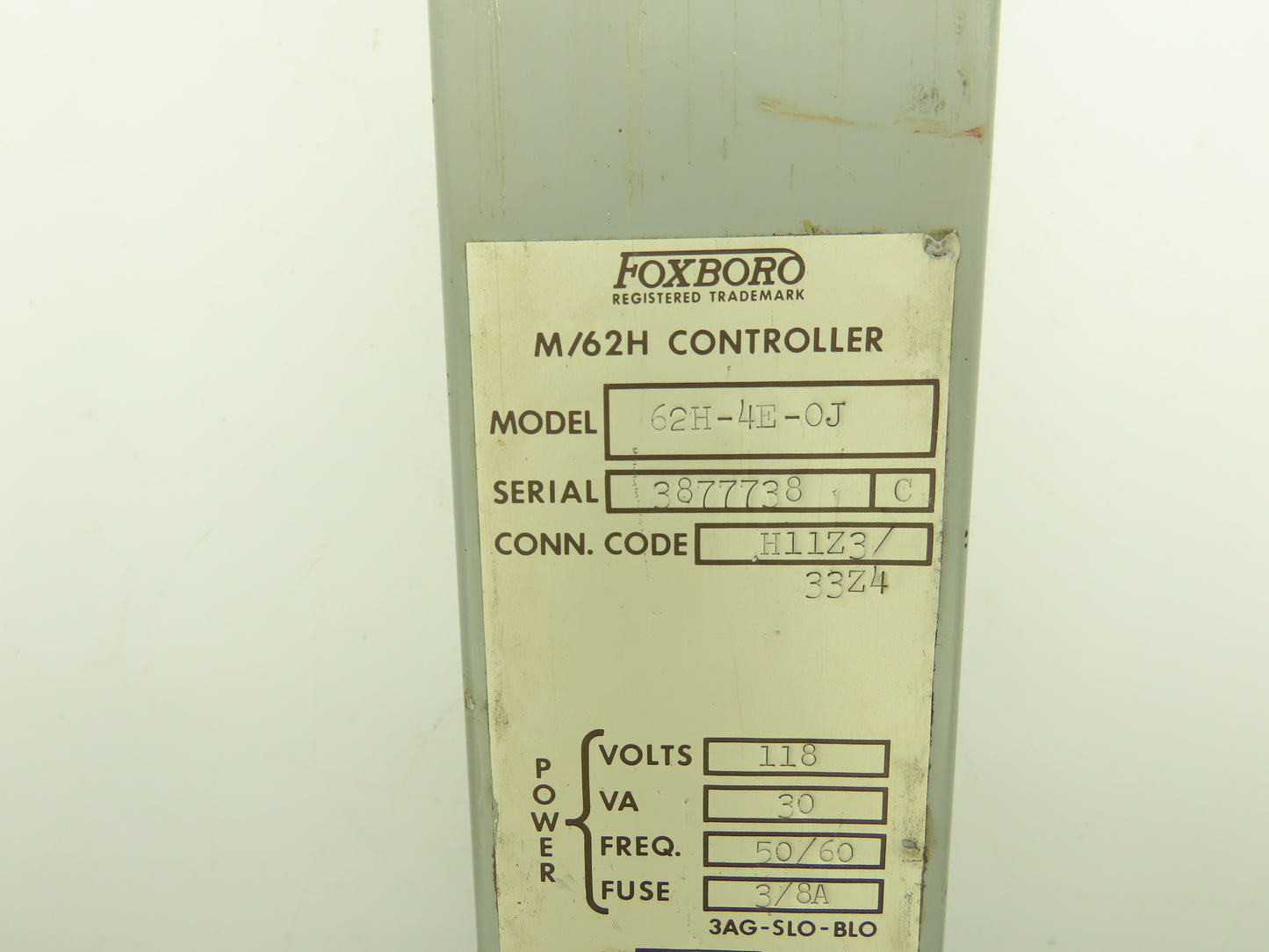 Foxboro 62H-4E-0J M/62H Controller 118VAC 50/60Hz 4-20mA Output