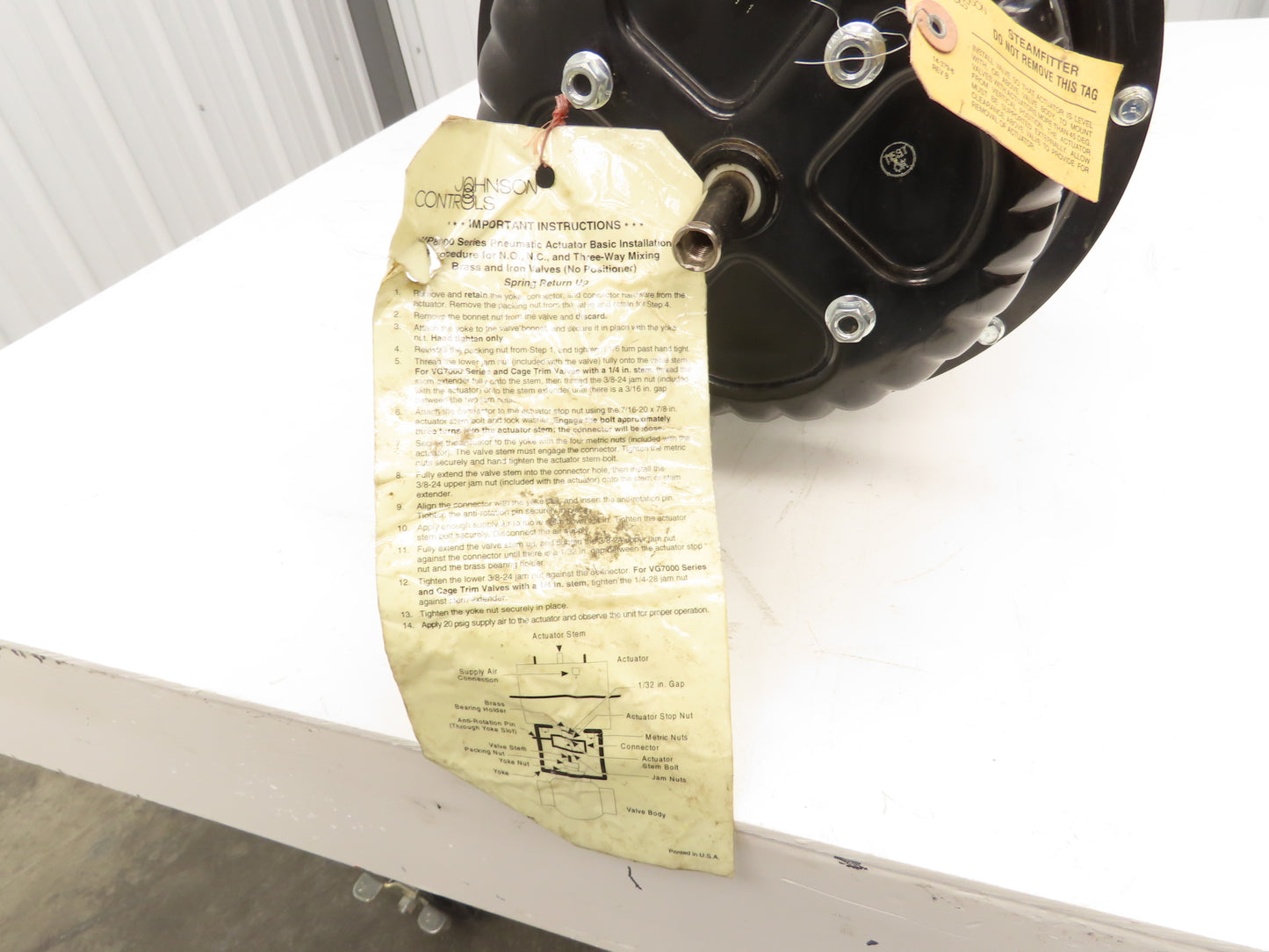 Johnson Controls VG2831WN+867E01 3-Way Globe Valve 5" Flanged Pneumatic Actuator