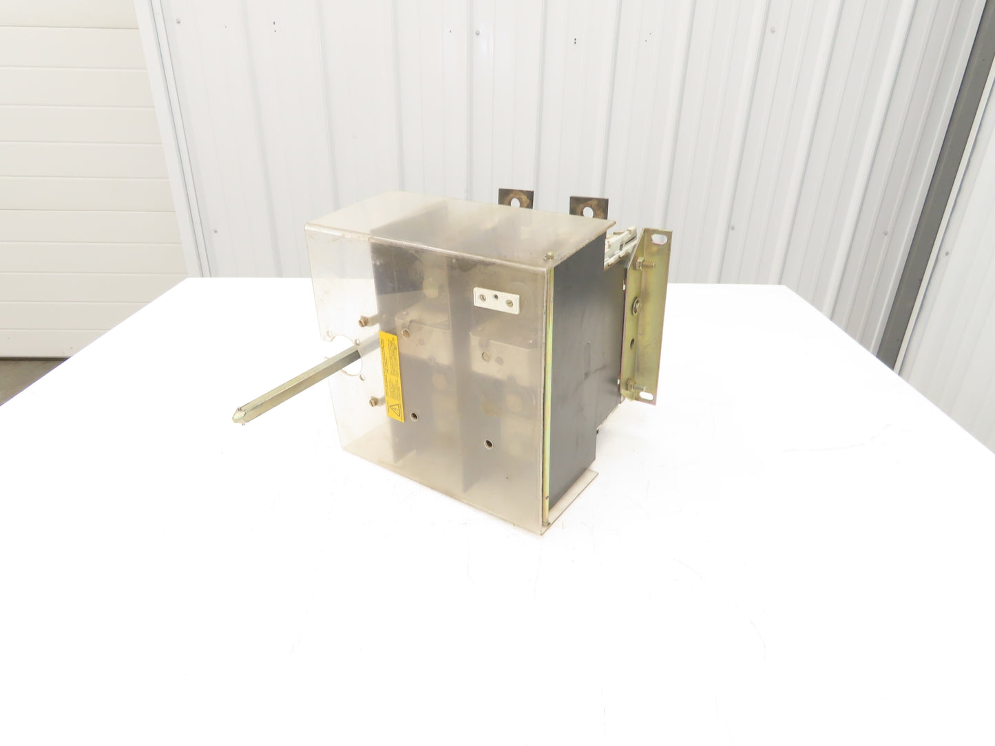 ABB OESA-F600JT6-2 Fusible Disconnect Switch 600A 600VAC 2 Pole Fused