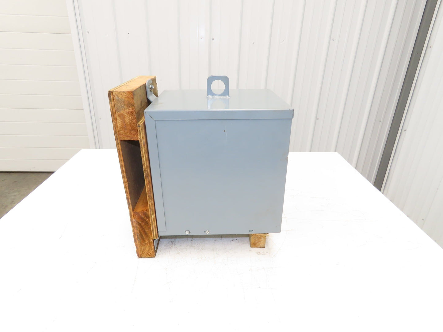 Square D 5SQ58111 Stepdown Power Transformer 5kVA 1Ph HV 480/575 LV 120/240