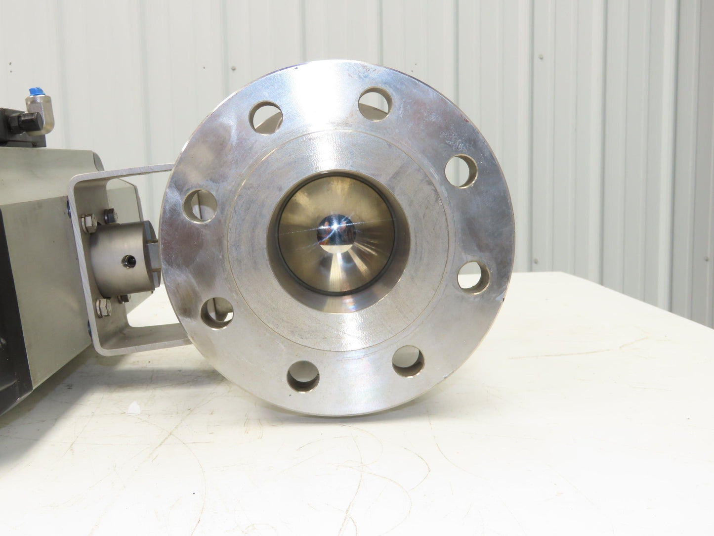 Flowserve B175S10 4" SS Flanged Ball Valve #300 Automax Pneumatic Actuator 24VDC