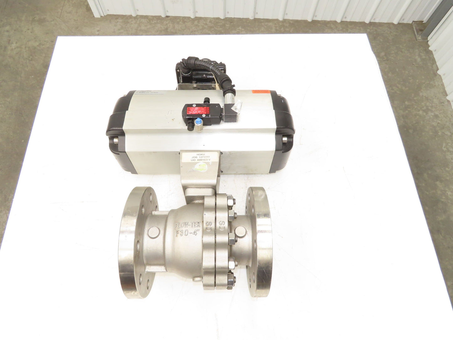 Flowserve B175S10 4" SS Flanged Ball Valve #300 Automax Pneumatic Actuator 24VDC