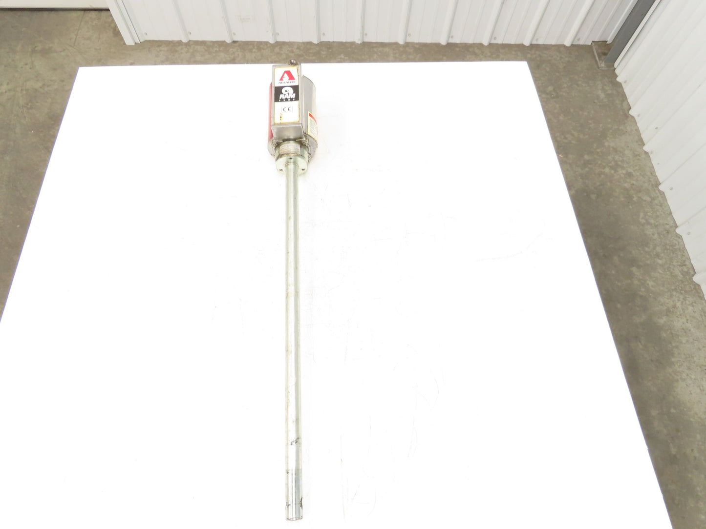 Alemite 9950 A Pneumatic Grease Pump 35lb-70lb Bucket 50:1 Ratio Grease Gun