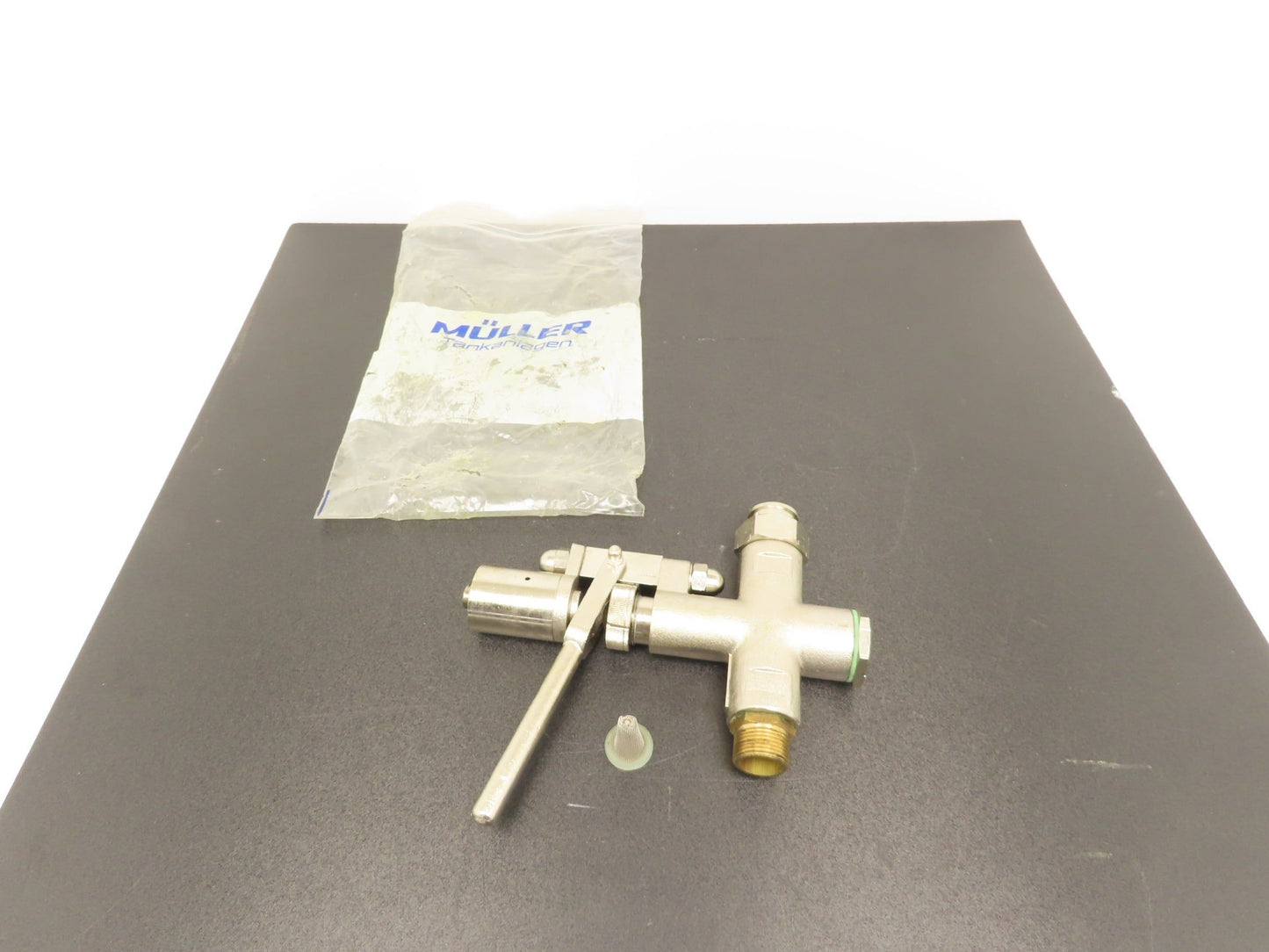 Müller Tankanlagen Pneumatic & Manual Filler Globe Valve Stainless Brass Metered