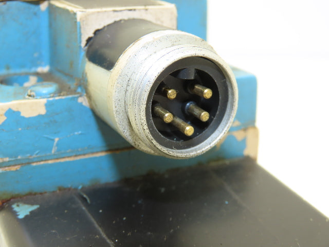 Parker D3W4C56Y Hydraulic Directional Solenoid Valve 120v 60Hz 0.72A 3000psi