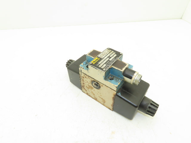 Parker D3W4C56Y Hydraulic Directional Solenoid Valve 120v 60Hz 0.72A 3000psi