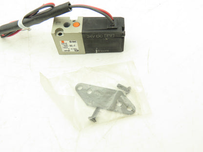 SMC VZ110-5GS-M5-F Pneumatic Air Valve Solenoid 3-way 24VDC M5 Lot of 2