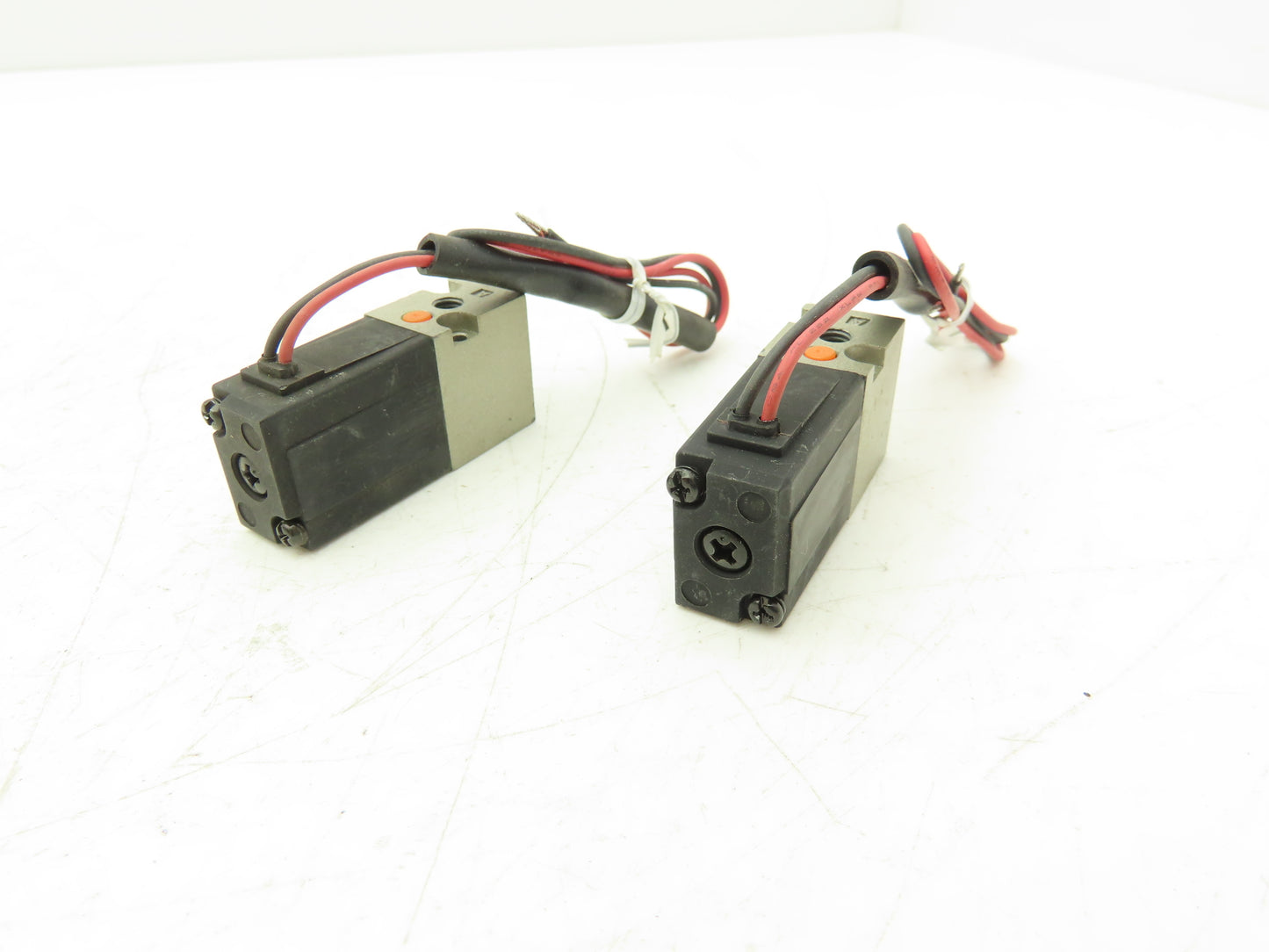 SMC VZ110-5GS-M5-F Pneumatic Air Valve Solenoid 3-way 24VDC M5 Lot of 2