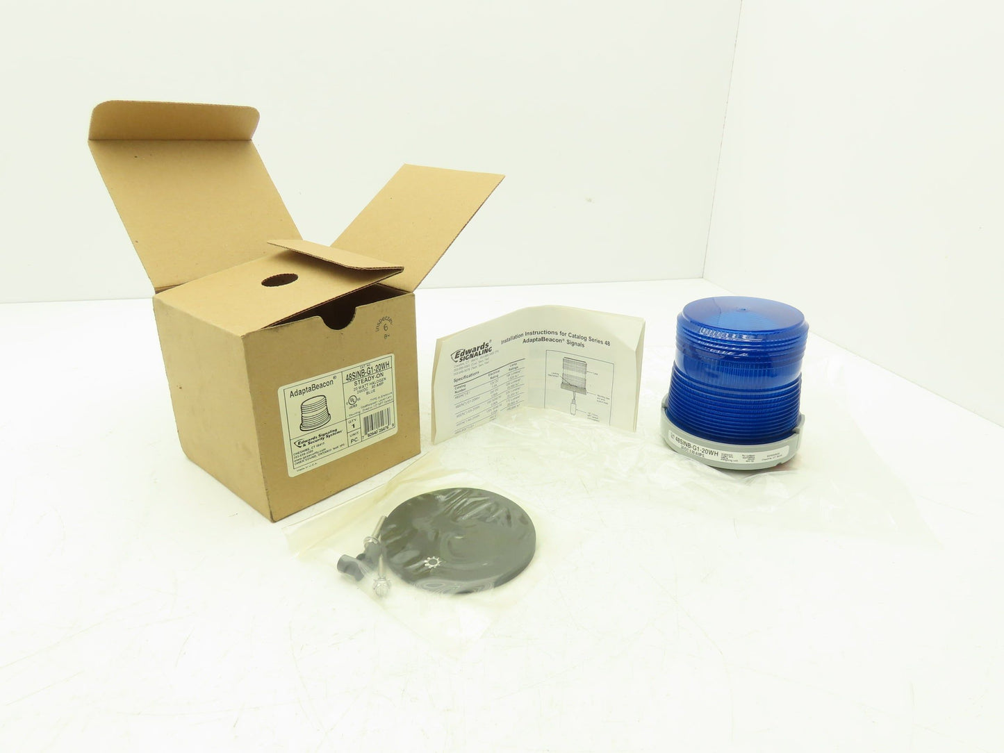 Edwards 48SINB-G1-20WH AdaptaBeacon Light 24VDC 20W 0.8A Blue Steady On 1/2" NPT