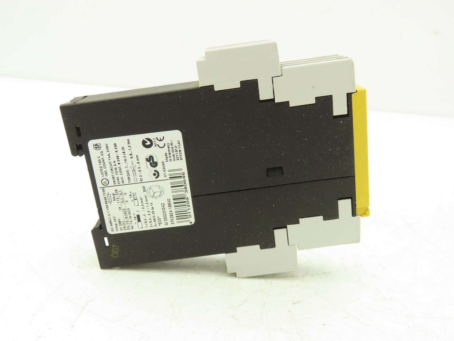 Siemens 3TK2824-1BB40 Sirius Safety Relay Control Lot of 4