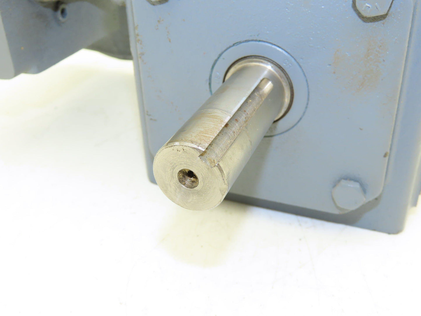 Hub City 0220-66950-2104 LB-R Gearbox 50:1 Double Reducer 35rpm 56C RH Output